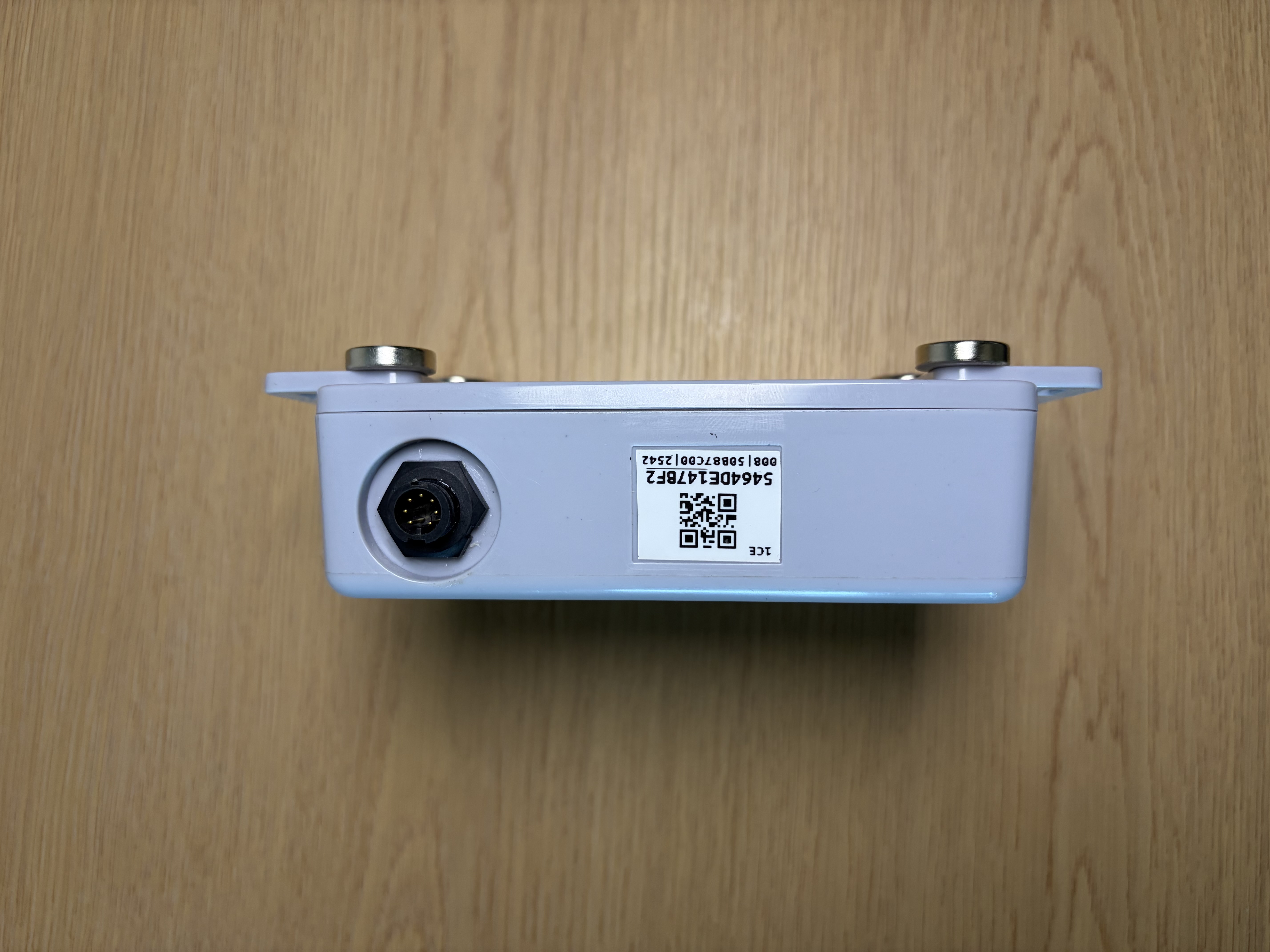F200 connector and mounting bracket close-up